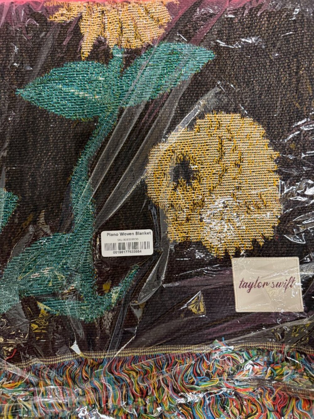 Taylor Swift | The Eras Tour Acoustic Piano Woven Blanket || Brand NEW + SEALED!